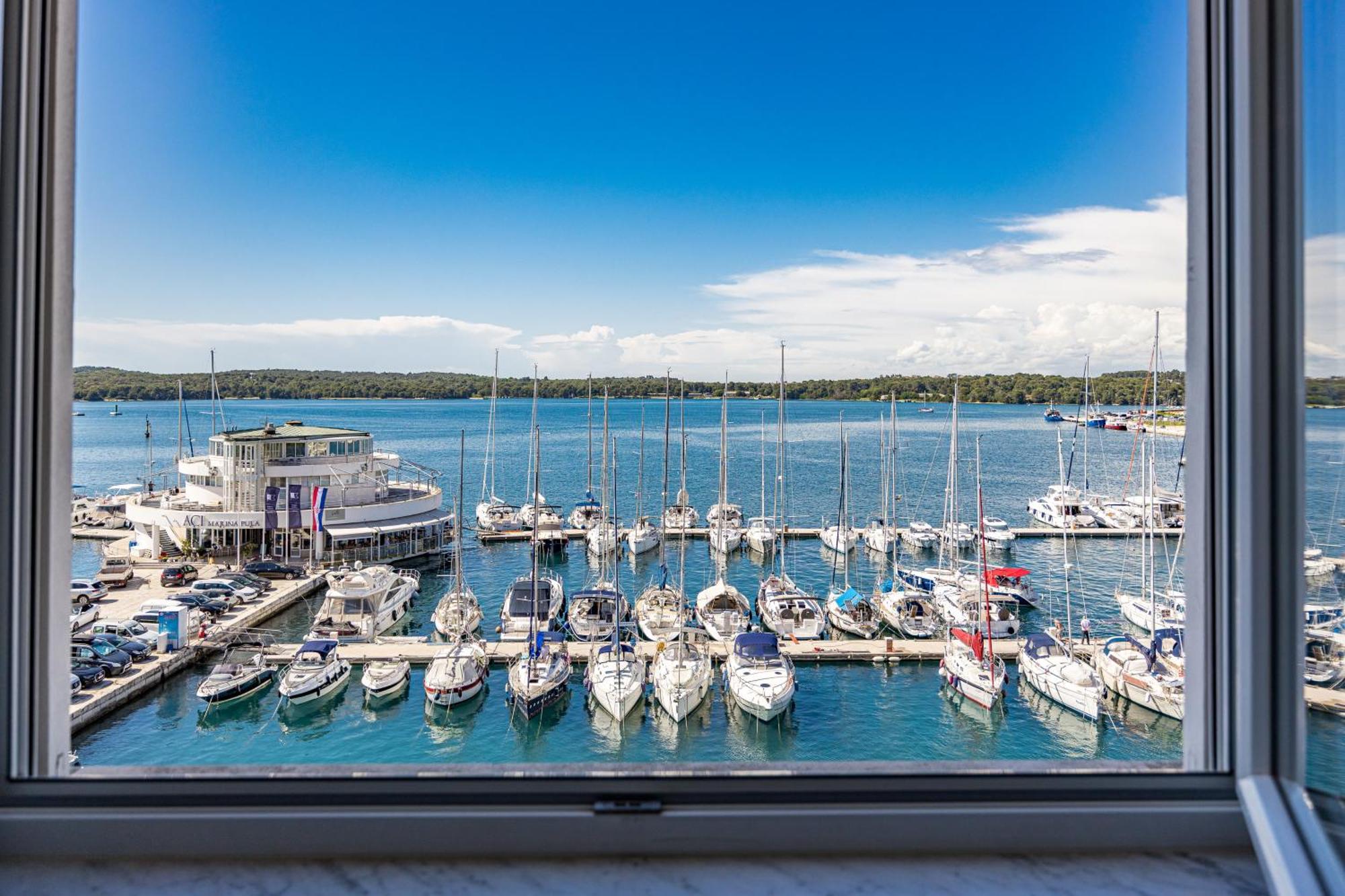 Apartment Seaview Arena Пула Екстериор снимка